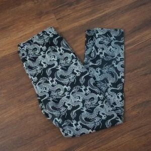 No Boundaries Japanese Leggings for women